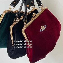 Dinner 2024 Fashion Saturn Embroidered Veet Clip Bag Single Shoulder Crossbody West Empr Dowager Mouth Gold Dumpling Bun