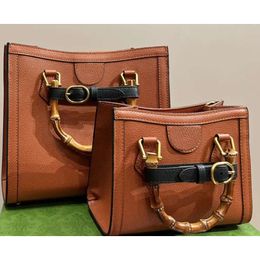 2024newclutch hand designer bags for women diane bag Women's Leather Bamboo Joint Shoulder Bag, Fashion Shopping Bag with box