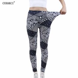 Women's Leggings CUHAKCI Fitness Legging Stretchy Trousers Night White Black Triangle Stripe Printing Pants Women Clothing Ladies Skinny Leggins Y240508