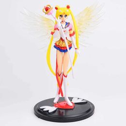 Action Toy Figures Japan Anime 16cm Sailor Moon Dress Queen Action Figure PVC Wedding Dress Collection Model toys for Decor Cartoon Doll Gift Y240514
