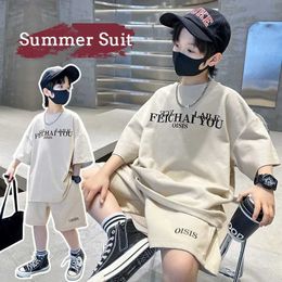 Clothing Sets Summer casual boy cotton letter T-shirt top+drawstring shorts set school childrens track and field suit childrens 2PCS jogging set 5-16 years old d240514