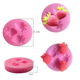 Baking Moulds Three Holes Strawberry Fruit Silicone Mold Fondant Molds DIY Sugar Craft Tools Chocolate Mould For Cakes Kitchen Accessories