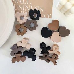 Hair Accessories Hot 4 cute retro khaki style hair clips suitable for women retro hair clips used for hair accessories headwear d240514