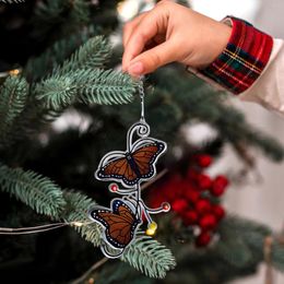 Decorative Figurines Butterfly Hanging Window Decorat Mini Acrylic Stained Home Decor Christmas Decoration For Ornament