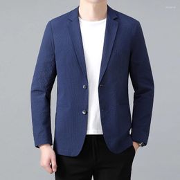 Men's Suits The Explosive Seersucker Craft Summer Light Cool Breathable Business Casual Single Suit Handsome Comfortable Coat