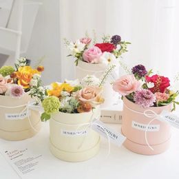 Gift Wrap 1PC Creative Portable Mini Flower Hug Bucket Simple Round Carnation Bouquet Packaging Box Floral Case For Mother's Day