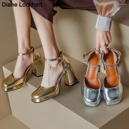 Dress Shoes Luxury Women's Sandals Summer 2024 Ankle Straps Gold Silver High Heels Flip Flops Female Party Designer Big Size