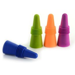 Wine Stoppers Silicone Reusable Sparkling Beverage Bottle Sealer Soft Silicone Wine Bottle Stopper Corks with Grip Top for Keeping Wine Champagne Fresh 8 Colors