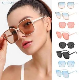 Party Supplies Fashion Gradient Eyeglasses Ladies UV Protection Shades Sunglasses Simple Women Big Square Glasses