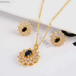 Earrings Necklace Retro Classic Temperature Womens Snowflake Set Newly Designed Zircon Crystal Pendant Necklace Earrings with Exquisite Snowflakes XW