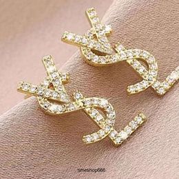 2024Stud 18K Gold Plated Austrian Crystal Letter Stud Earrings for Women European and USA Popular Simple Designer Earrings Wedding Bride Jewellery Gift