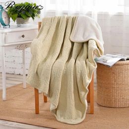 Blankets REGINA Brand Winter Autumn Wave Stripe Blanket Brief White Beige Brown Fluffy Bedspread For Bed Warm Wearable Casual Sofa Throws