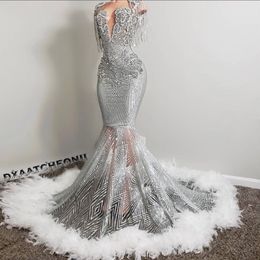 Sparkly Silver Crystal Mermaid Prom Dresses 2023 Beaded Sequined Black Girls Evening Dress With Feather Sleeveless Party Gowns Robes De 212K