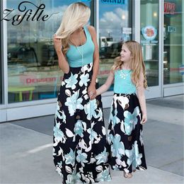 Family Matching Outfits ZAFILLE Mother Kids Patchwork Floral Long Dresses Elegant Mother Daughter Matching Dress Summer Mommy and Daughter Same Clothes T240513