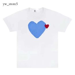Play T Shirt Fashion Mens Cdg Designer Red Heart Commes Casual Women Shirts Des Badge Garcons High Quanlity Tshirts Cotton Embroidery commes des garcon shirts 3107