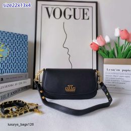 Luxury Leather Bag Designer Women's Bag 2024 New Underarm Bag Clamshell Handheld Shoulder Bag Crossbody Bag Women's Small Square Bag Camera Bag 297U
