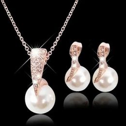 Earrings Necklace Delysia King 3-piece Womens Fashion Pearl Earrings Necklace Jewelry Set High Quality Rhinestone Bridal Party Earrings XW