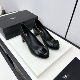 2024 top Summer Designer Women Sandals, Brand-name High-heeled Flat-heeled Genuine Leather Thick-heeled Slip-on Formal Shoes, Fashionable Elegant Comfortable