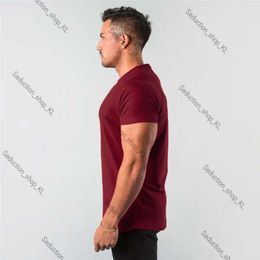 Designer T Shirt New Stylish Plain Tops Fitness Mens T Shirt Short Sleeve Comfortable Muscle Joggers Bodybuilding Tshirt Male Gym Clothes Slim Fit Summer Top 152