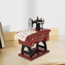 Decorative Figurines Sewing Machine Mini Music Box Miniature Vintage Musical Toy For Christmas Year Spring Festival Birthday Gift