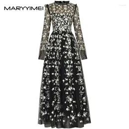 Casual Dresses MARYYIMEI Fashion Designer Dress Autumn Winter Women's Long Sleeve Flower Embroidery Mesh Black Vintage Party