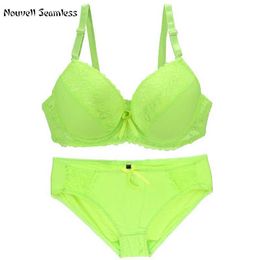 Bras Sets 2020 New Sexy Thongs and Panties Bras Set Lace Bow Hollow Out Push Up DE Cup Womens Underwear Large Size Lingerie Y240513