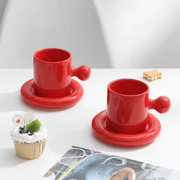 Cups Saucers Creative Red Coffee Mugs With Round Dishes Unique Ceramic Cup Saucer Drinkware Tea Milk Tray Beautiful Wedding Birthday Gift