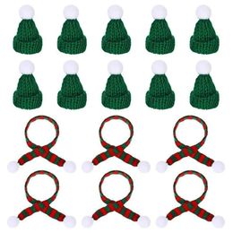 Santa 20Pcs Christmas Hats Mini Decorations Scarf Wine Bottle Decors Tiny Scarves Craft Cap Small Doll Plant Decor 1104