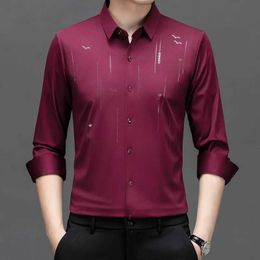 Men's Dress Shirts Summer New Seamless Shirts for Men Business Casual Printed Short Slves ButtorUp Shirt Men Fashion Simple Tops Chemise Homme Y240514