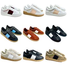 Designer One Stud Series Sneakers Seven Different Colors Laces Back and Tongue Decorated Metal Texture Rubber Effect Outdoor Casual Walking Shoes Couples Size 35-45