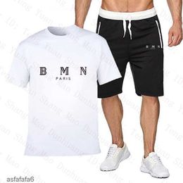 Designer Tracksuit Men Shorts Sets Printing Short Sleeve Cotton Blend White Black Grey t Shirt and Jogging Suit Mens Clothing 2 Pieces II52