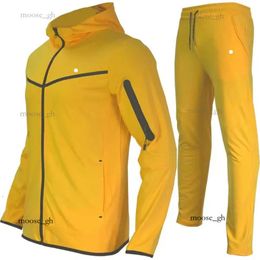 Designer Men Women Outdoors Sportswear Tuta Tech Pants Tracksuits Suits Mens Track Sweat Suit Coats Man Jogger Tracksui Jackets Hoodies Sweatshirts 2 Piece Set 739