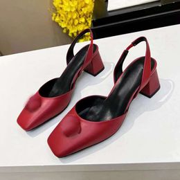 High Designer Heels Hollow Bun Womens Patent Leather Chunky Metal Jewellery Pointed Party Dress Wedding Shoes Square Toe Sandals DH 00