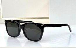 Fashion trend designer 4S134 sunglasses for women vintage shape oversized glasses Outdoor Fashionable style Anti-Ultraviolet come with box4771777