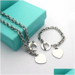 Jewelry Sets Heart Shaped Necklace With Designer Bracelet Luxury Womens Fashion Suit Brand Packaging Box Social Gathering Drop Delive Dhqct