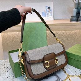 Hot Ladies chain designer bag crossbody bags Women luxury designer handbag Fashion classic double letter pattern cross body