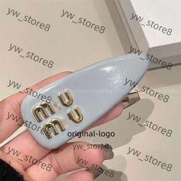 mui mui hair clip early spring new catwalk style mui candy Colour bread clip letter temperament side MIUI clip spring clip hairpin 3d66