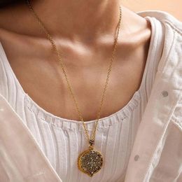 Chains Alloy Magnifying Glass Pendant Necklace Gifts Vintage Golden