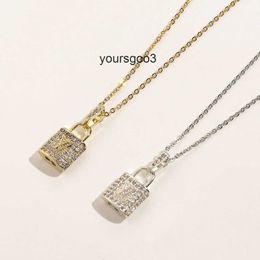 Luxury Designer Necklace Choker Chain Crystal 18K Gold Plated 925 Silver Plated Stainless Steel Letter Pendants Fashion Womens Jewellery ZG1661