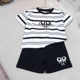 Top baby clothes Gradient stripe design kids Short sleeve two-piece set girls tracksuits Size 90-150 CM summer boys t shirt and shorts 24Mar