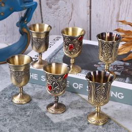 Vintage Metal Wine Glass Champagne Glasses Beverage Goblet Cocktail Cup European Style Cocktail Glasses For Bar Party Home Decor 240515