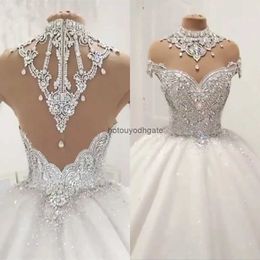 Luxury Dubai Empire Wedding Dresses 2022 Crystal Beaded Puffy Bridal Gowns Vintage See Thru Back Wedding Gowns Robe De Mariee BES121