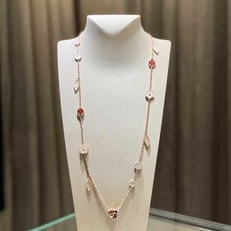 Collana a sospensione di qualità di lusso con forma di foglia di fiori per donne e gioielli da sposa regalo ha boxq7