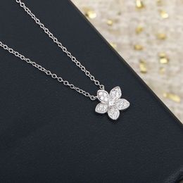 Mini Brand Pure 925 Sterling Silver Jewellery Women Cherry Flower Diamond Pendant Necklace Lovely Design Fine Luxury Quality 240515