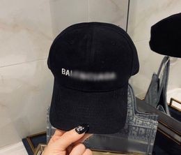 2022 women mens designer caps letter printed men snapbacks hip hop streetwear womens baseball cap high quality4918171