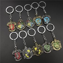 Harries Magic Keychain Anime Academy Metal Retro Slytherin Gryffindor Pendant Cartoon Potters Peripheral COSPLAY Accessories Gift