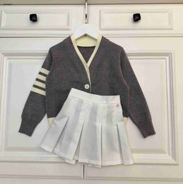 Top designer kids Tracksuits Girl Autumn Skirt baby clothes Size 100-160 Sweater cardigan and Pleated dress Nov25