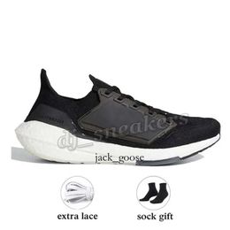 Designer 19 Ultra Boost 4.0 Outdoor Running Shoes Panda Triple White Gold Dash Grey DNA Crew Navy Fashion Mens Womens Platform Loafers Sports Trainers Sneakers 584