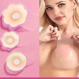 Breast Pad 1 Pair Sile Up Bra Sticker Waterproof Nipple Cover Lift Adhesive Invisible Bra Breast Pasty Women Chest Petals Reusable Bras T240513