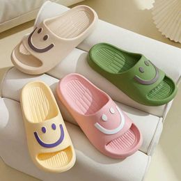 Slippers New Summer Couple Non-slip Soft Slides Lithe Cosy Sandals Smiling Face Design Men Women Casual Ladies Home Flip Flops H240514